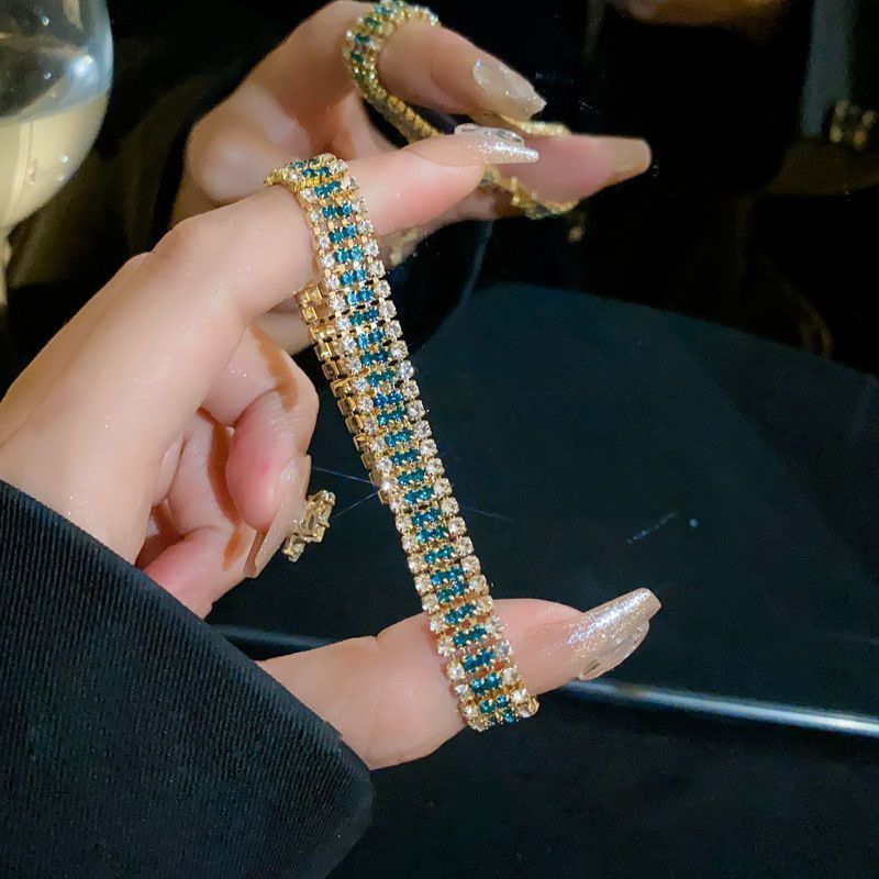 Fashionable And Versatile Full Diamond High-end Bracelet For Women