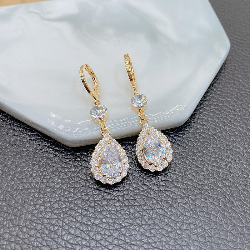 Incredibly Charming Diamond-studded Teardrop Crystal Earrings